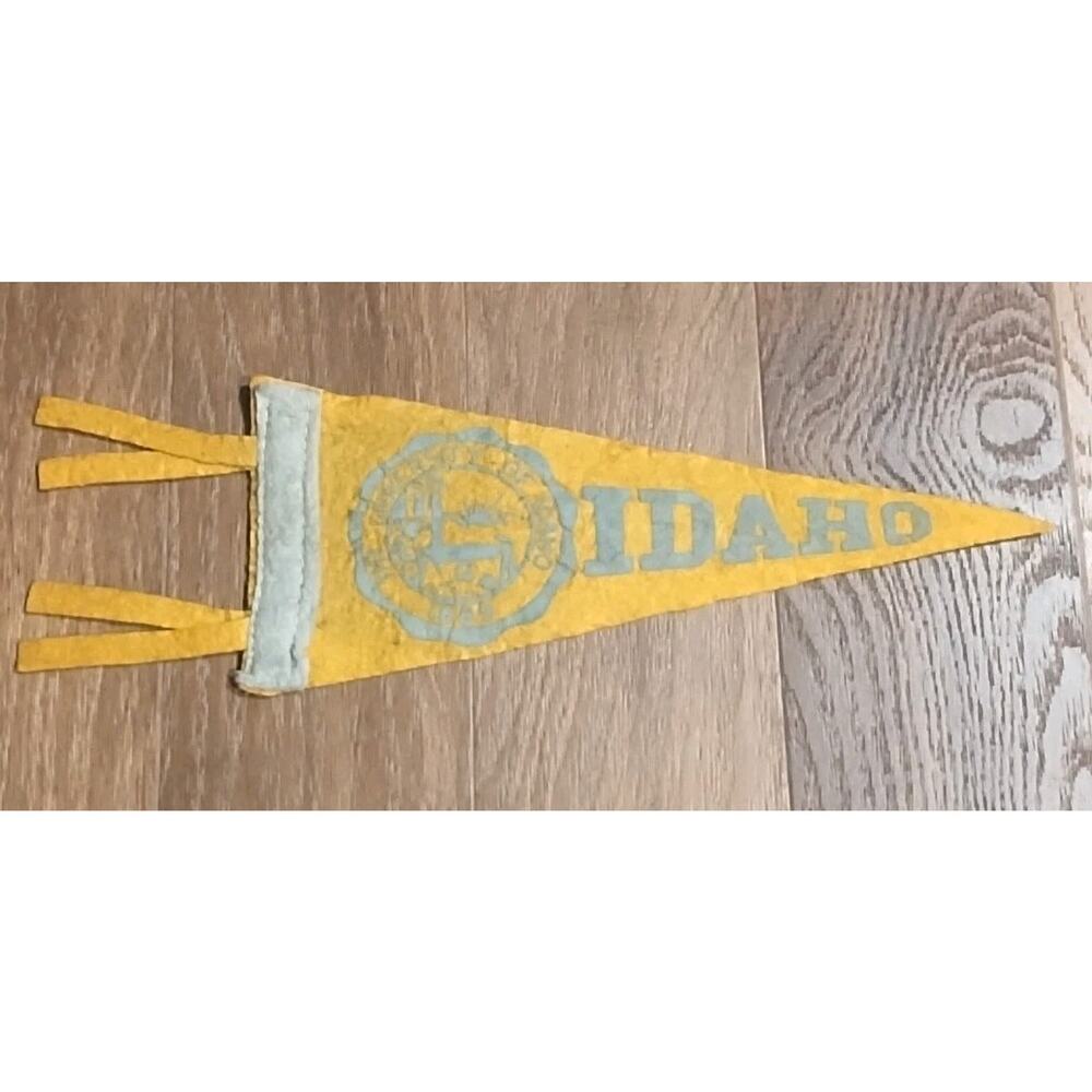Vintage 1960's University Of Idaho School Mini Pennant w/Seal; Felt; 11" Total